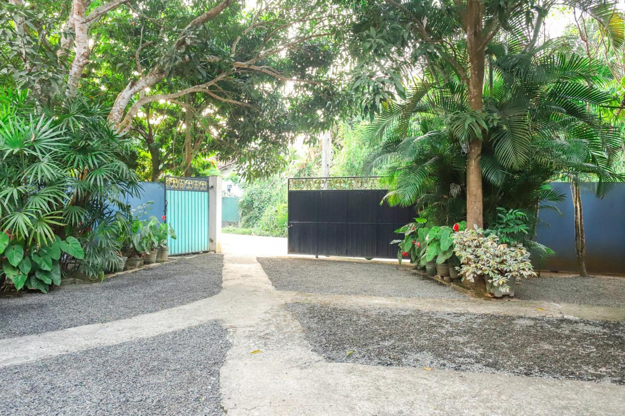 Sanath Villa